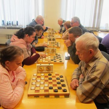 Золото на кончиках пальцев: шашечный турнир для незрячих